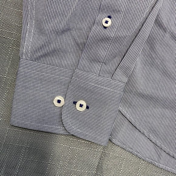 UNTUCKit Gray Casual Button Down Shirt with Classic Collar - Picture 4 of 7